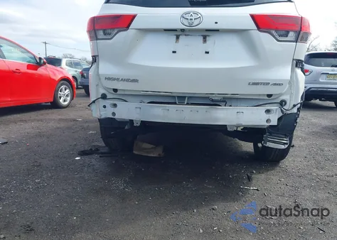 2019 Toyota Highlander Limited z USA, uszkodzony, nr VIN 5TDDZRFH3KS970241